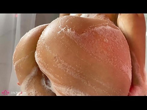 ❤️ Donkerkop masturbeer poes met vibrator tot intense orgasme in stort ❌ Porno op af.com-porn-mz.ru ❌️