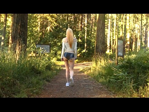 ❤️ Mooi vrou beweeg stadig, nie naakvideo nie ❌ Porno op af.com-porn-mz.ru ❌️
